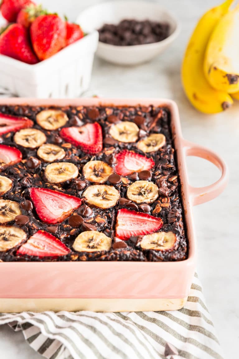 Chocolate Strawberry Banana Baked Oatmeal