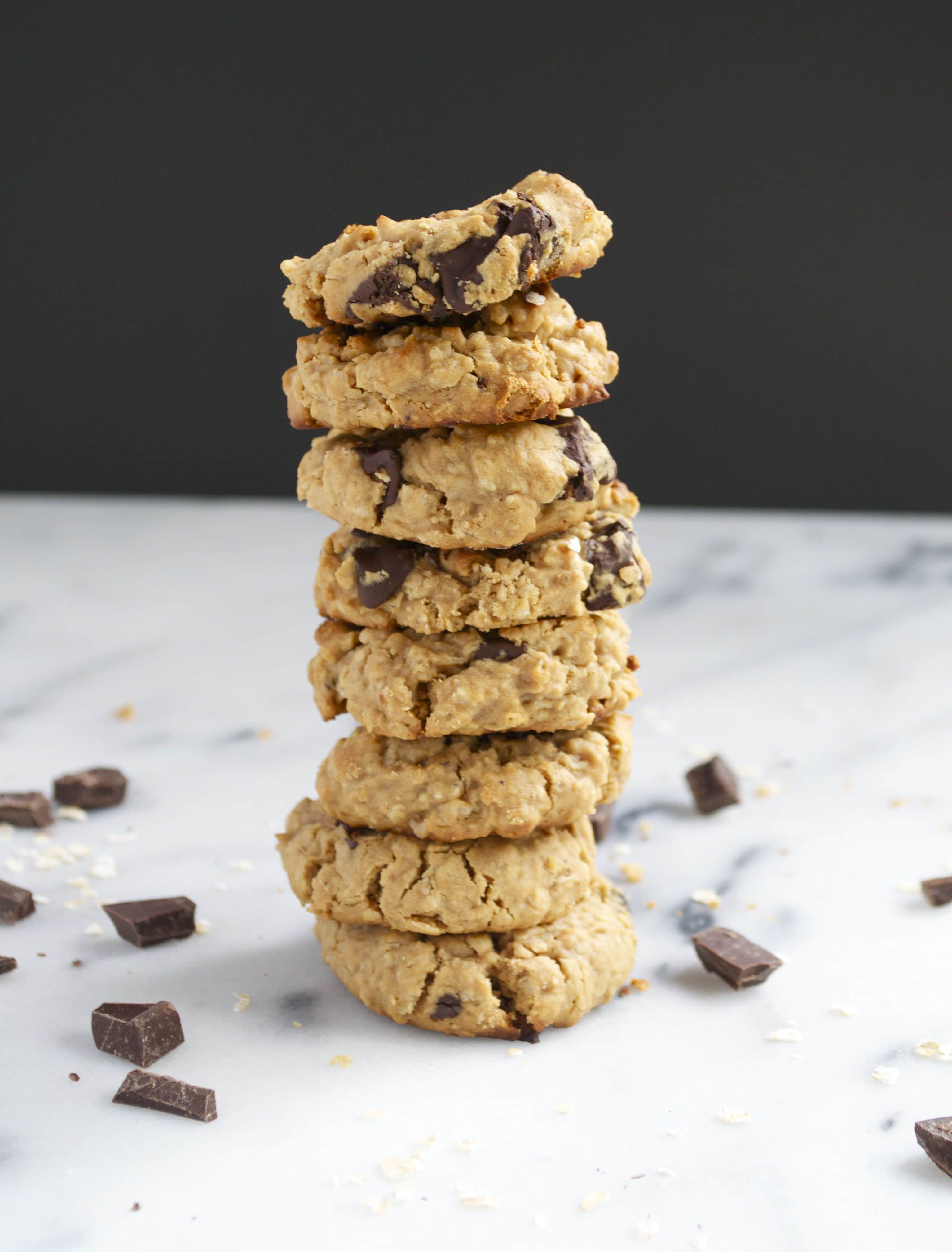 Vegan Peanut Butter Chocolate Chunk Cookies (GF, DF, V, RSF) - A Dash of Megnut