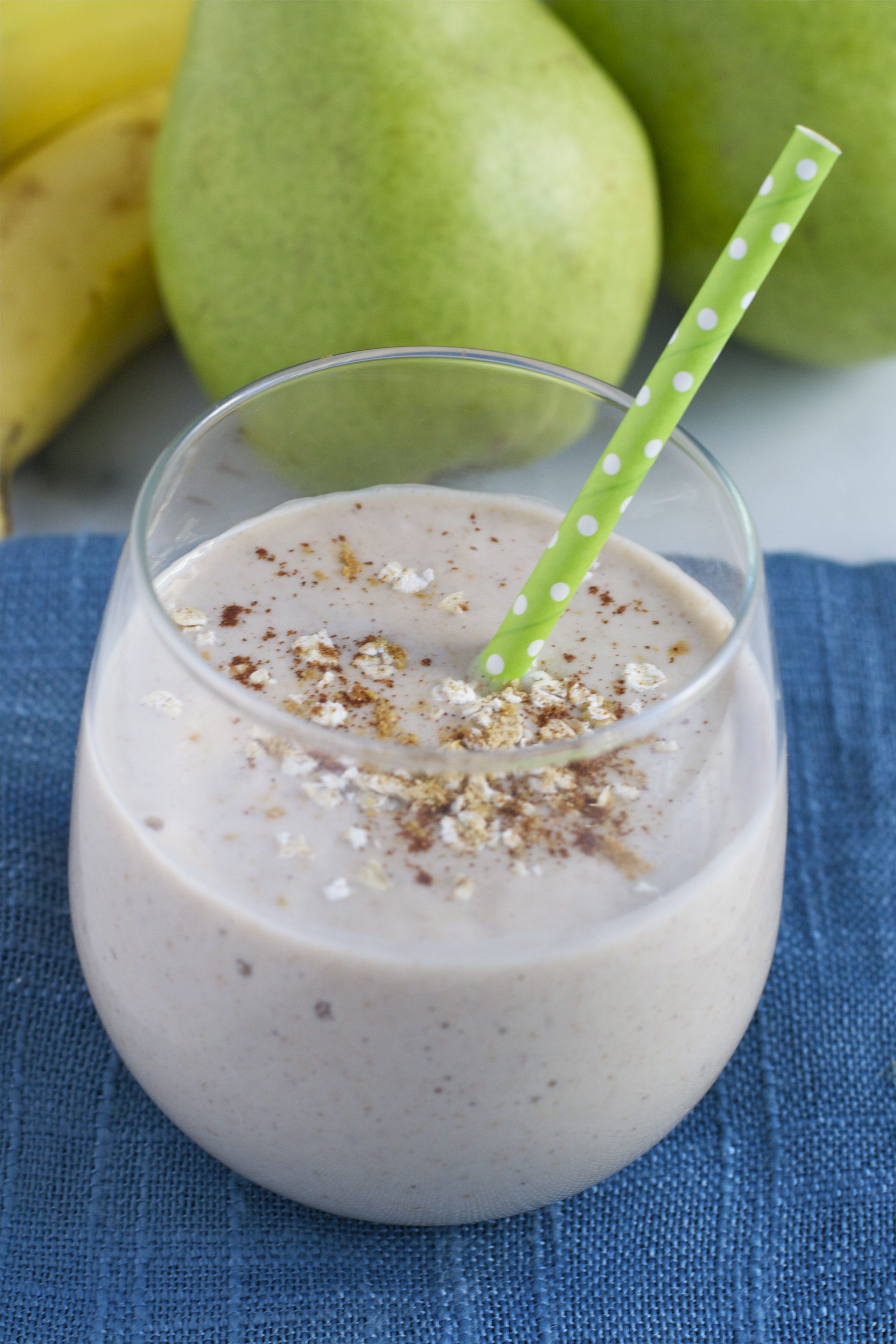 Ginger Pear Oatmeal Smoothie