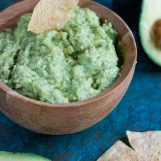Lazy Girl Guacamole (GF, DF, V) - the easiest way to get guacamole in your belly NOW! 2 ingredients is all it takes!