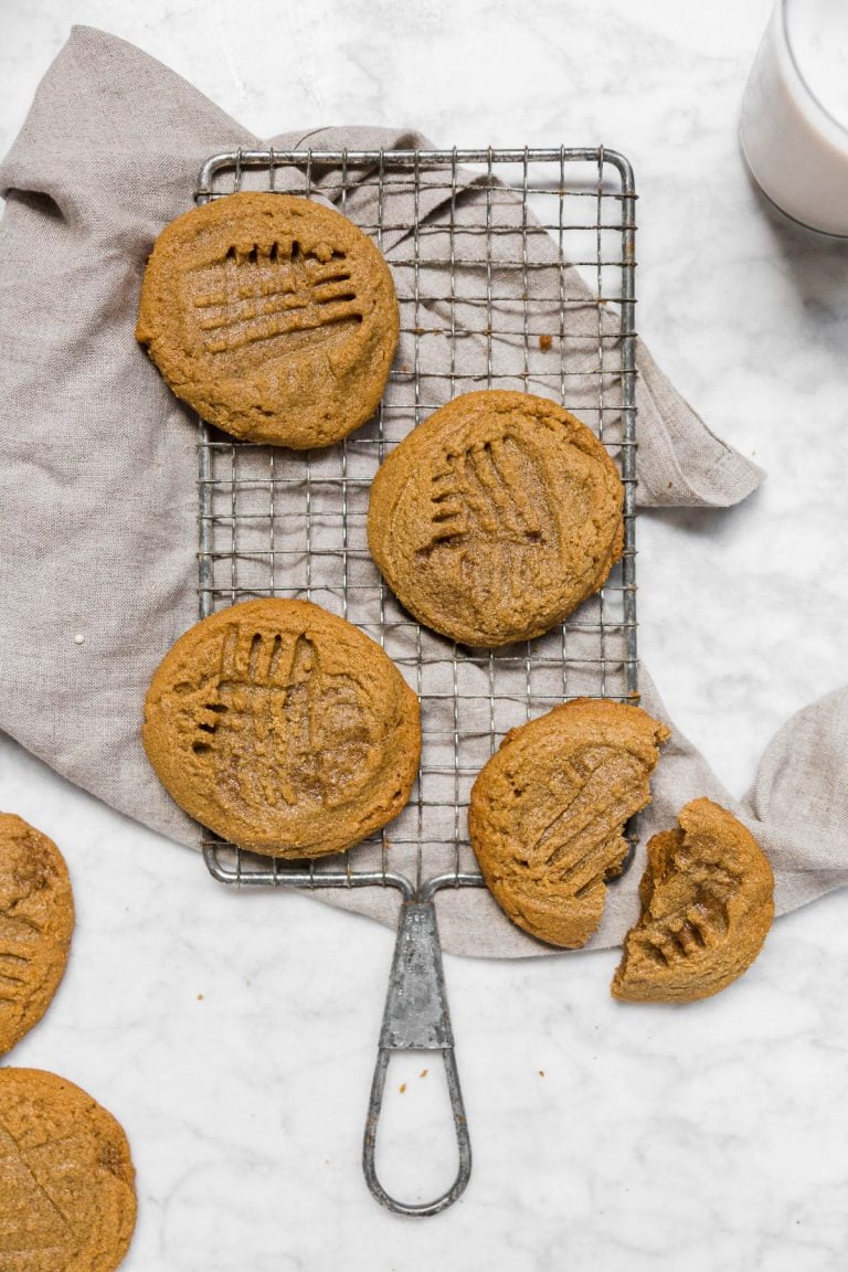 3-Ingredient Flourless Peanut Butter Cookies