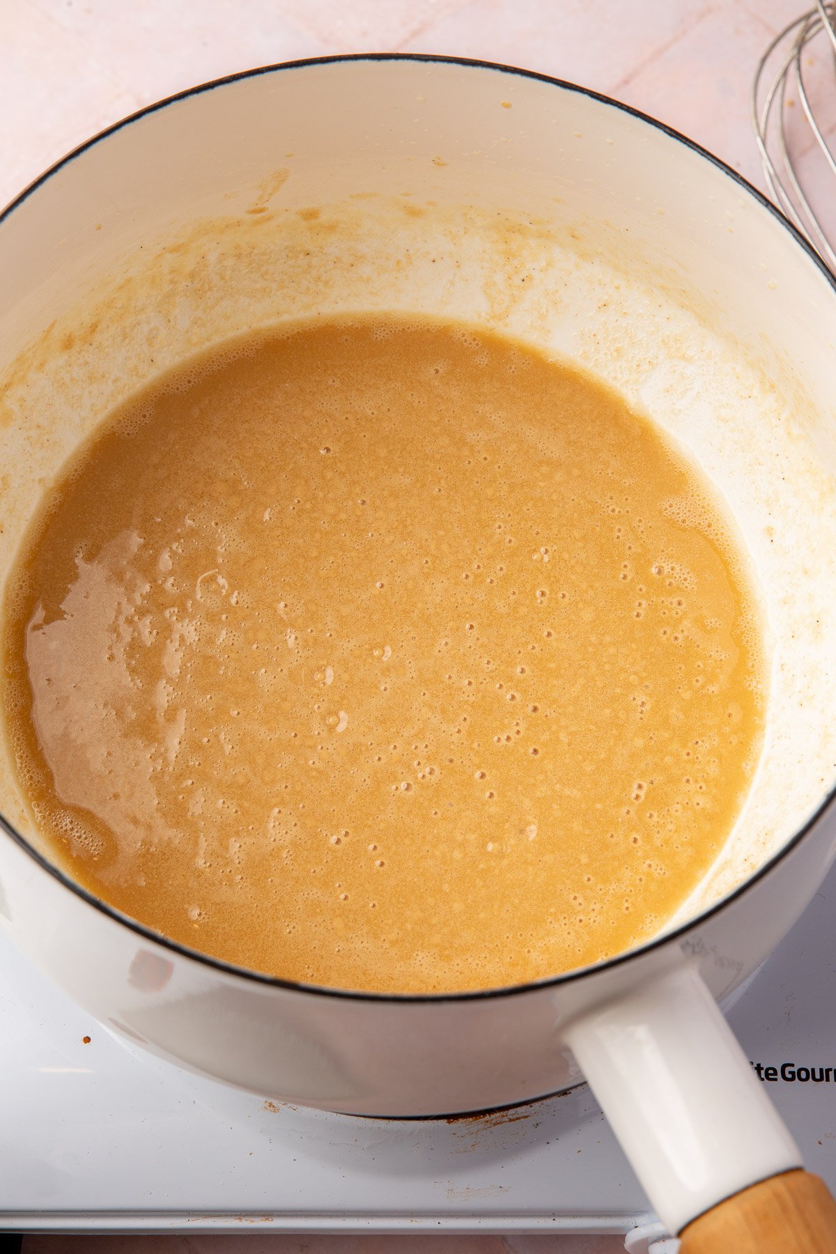 Gluten-free roux cooked to a medium brown color for richer flavor.